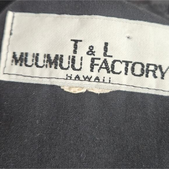 VTG T&L Muumuu Factory Hawaii Color Block House Dress with Pockets, sz Medium - Picture 5 of 5